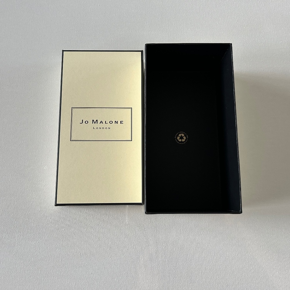 Jo Malone London Gift Box Rectangle Medium Size 7.5 x 3.5